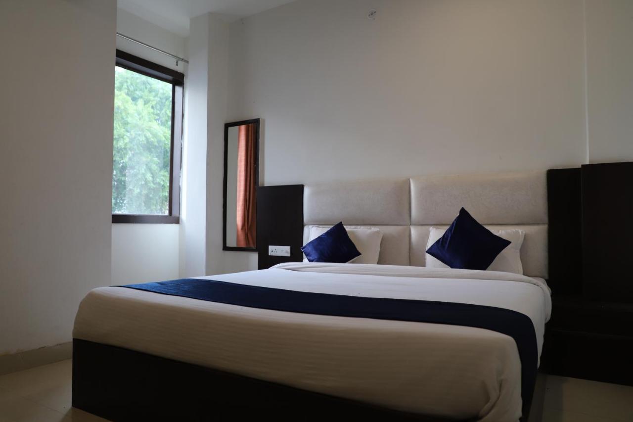 Hotel Dream Comfort Agra  Eksteriør bilde
