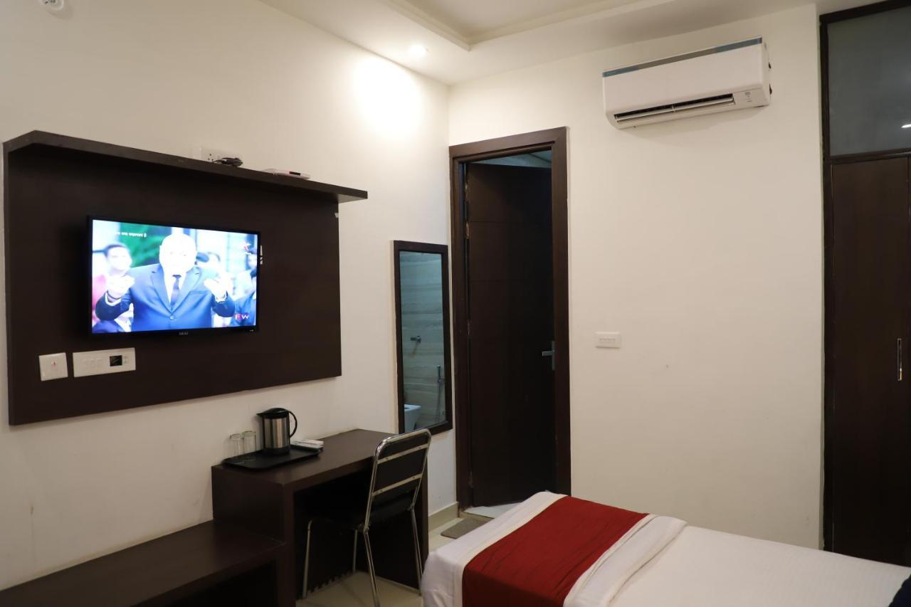 Hotel Dream Comfort Agra  Eksteriør bilde