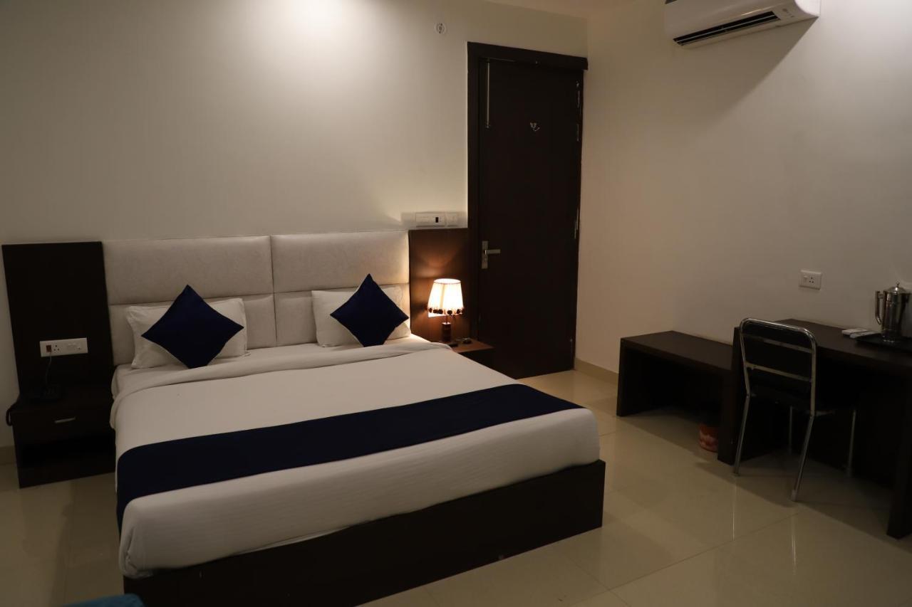 Hotel Dream Comfort Agra  Eksteriør bilde