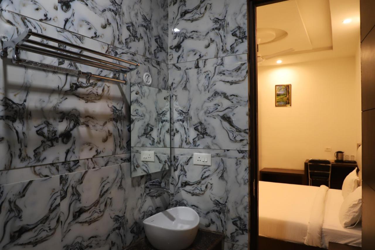 Hotel Dream Comfort Agra  Eksteriør bilde